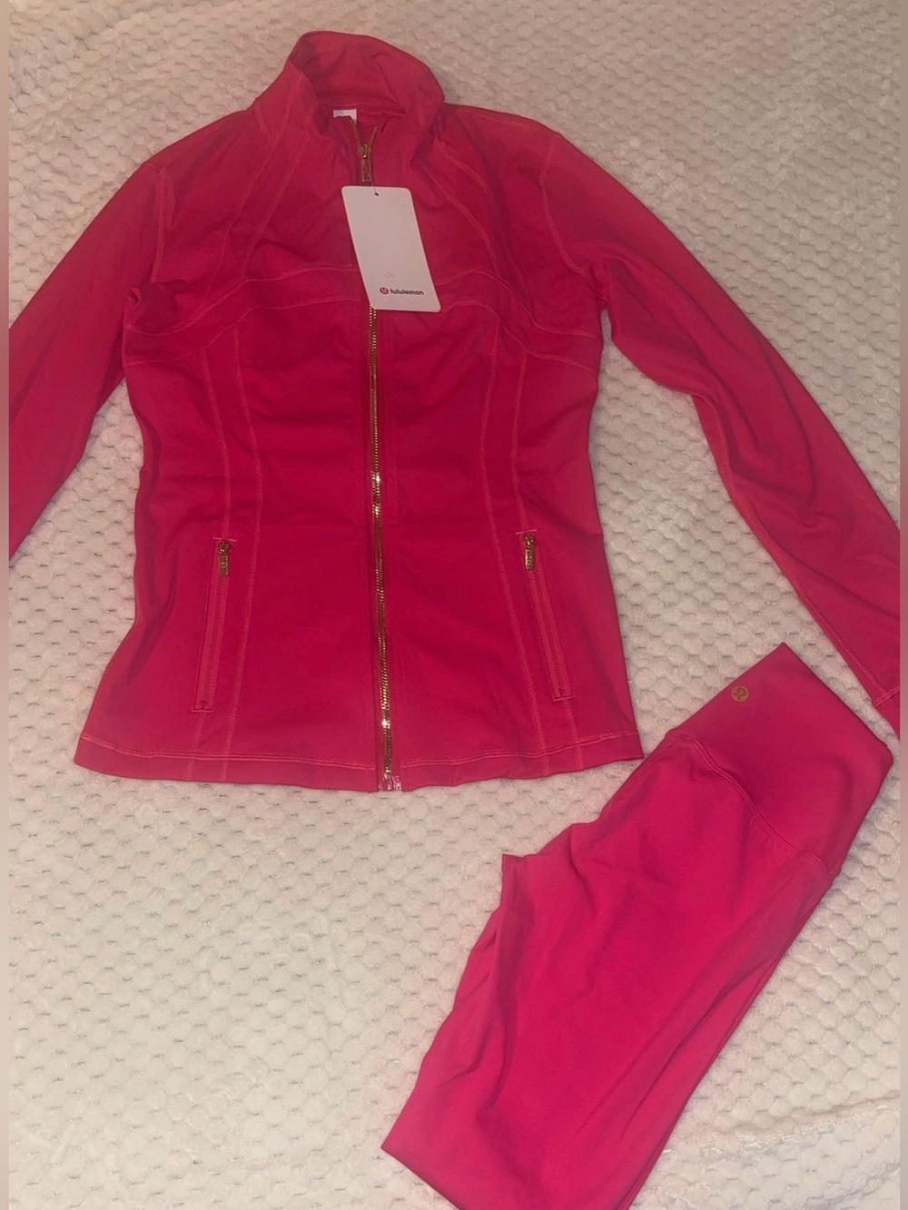BRAND NEW Lululemon Pink Full-Zip Athletic Jacket and Leggings SET